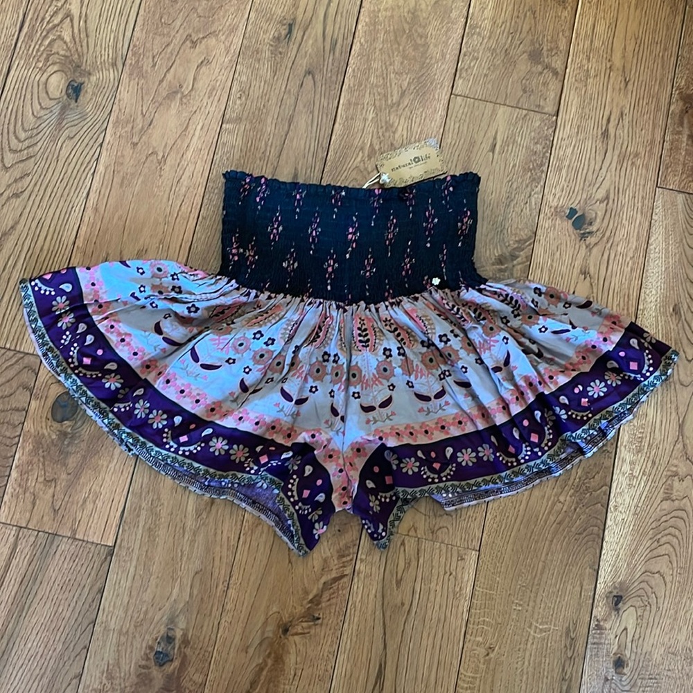 Natural life flowy shorts